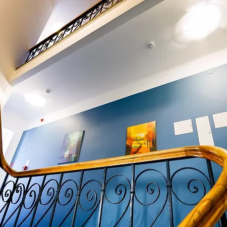 Hotel Teater 4*