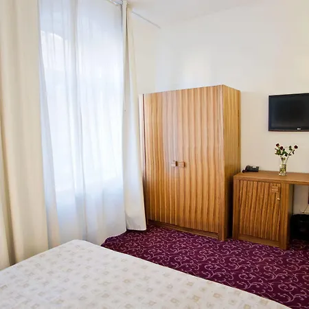 Teater Hotel 4*