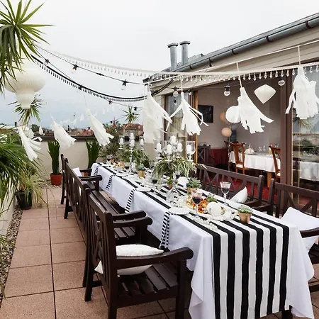 Hotel Teater 4*