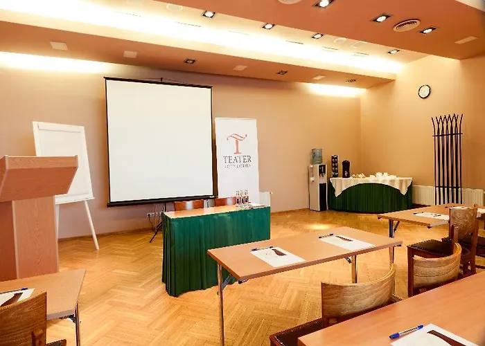 Отель Teater 4*