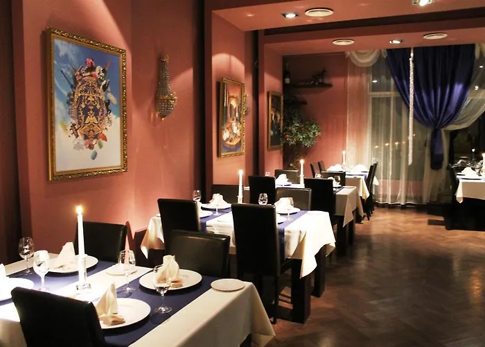 Отель Teater 4*