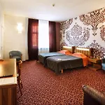 Teater Готель 4*
