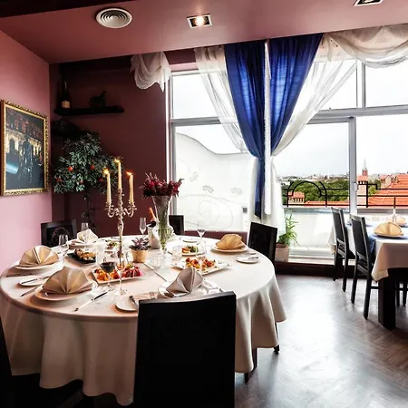 Teater Готель 4*